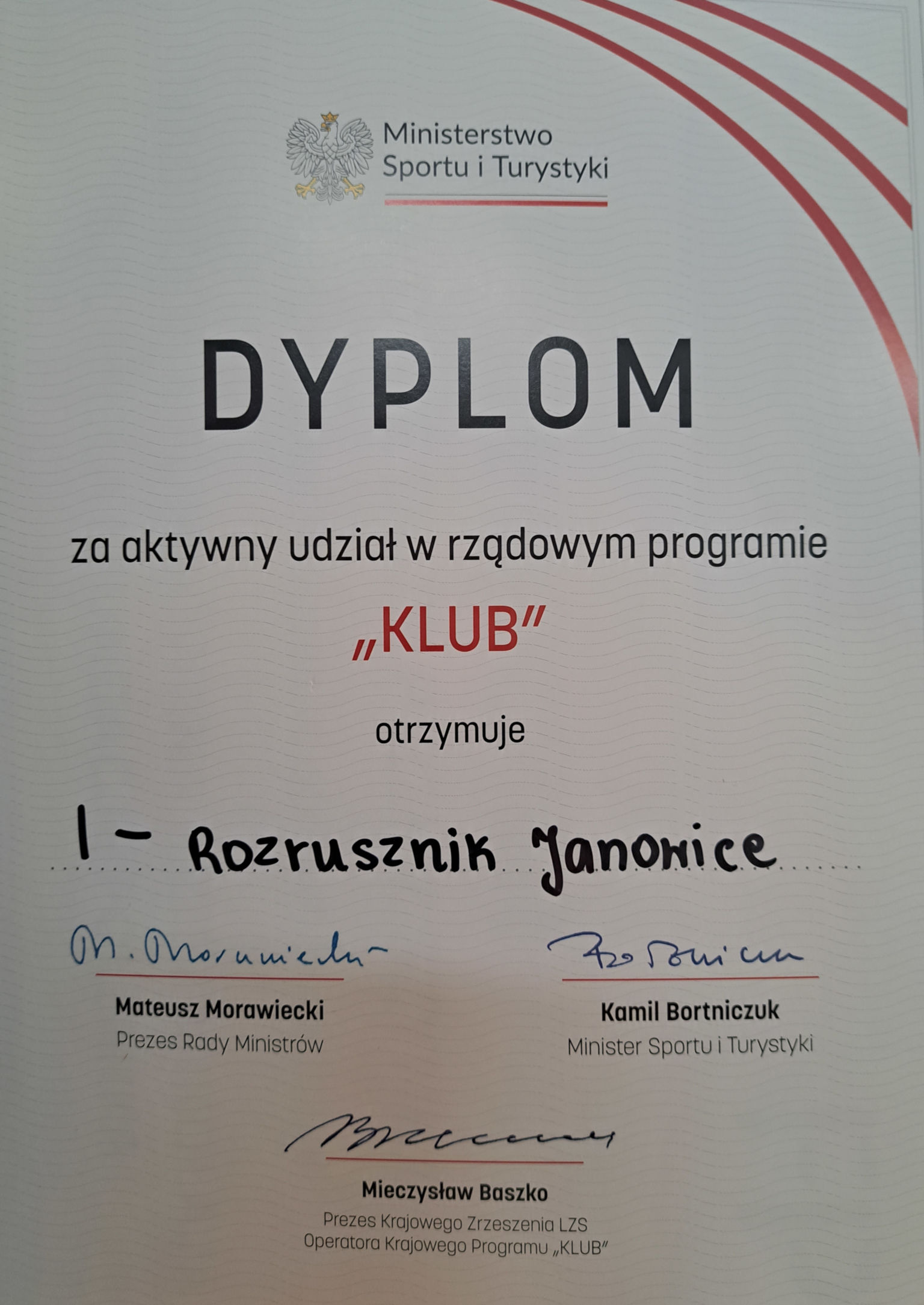 Zdjęcie przedstawiające dyplom zwycięskiej drużyny.